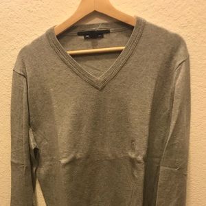 Men’s vneck sweater / New